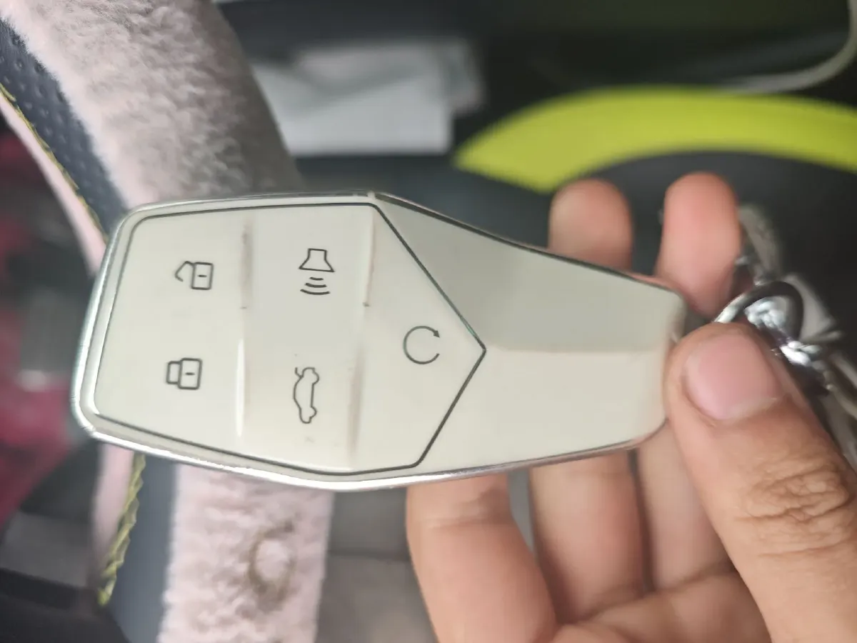 2022 MG ONE 1.5T 181HP L4 CVT,autocango,china used car exporter,china ev exporter,chinese used car exporter,chinese used ev exporter