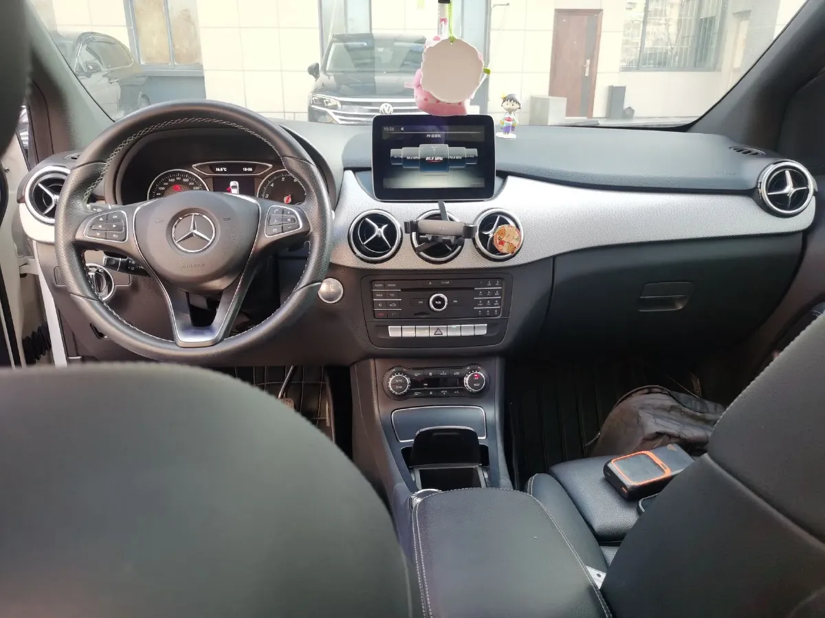 2017 Mercedes-Benz B Class 1.6T 156HP L4 7DCT,autocango,china used car exporter,china ev exporter,chinese used car exporter,chinese used ev exporter