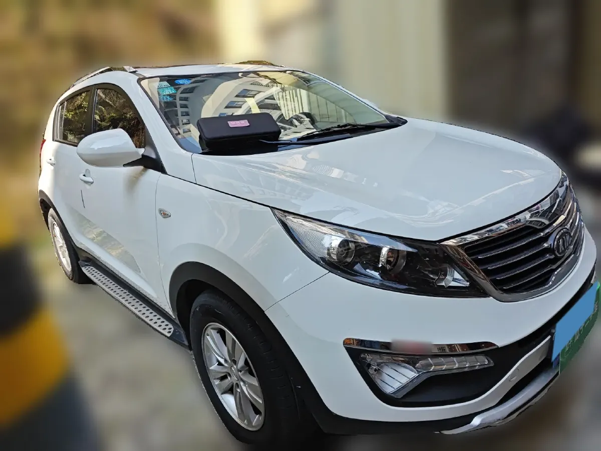 2014 Kia Sportage R 2.0L 165HP L4 6AT,autocango,china used car exporter,china ev exporter,chinese used car exporter,chinese used ev exporter