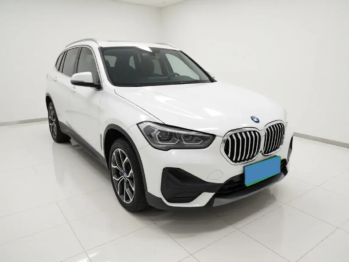 2021 BMW X1 2.0T 192HP L4 7DCT,autocango,china used car exporter,china ev exporter,chinese used car exporter,chinese used ev exporter
