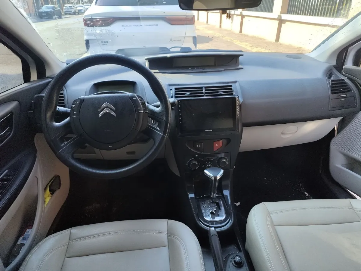 2014 Suzuki S-cross 1.6L 122HP L4 CVT,autocango,china used car exporter,china ev exporter,chinese used car exporter,chinese used ev exporter