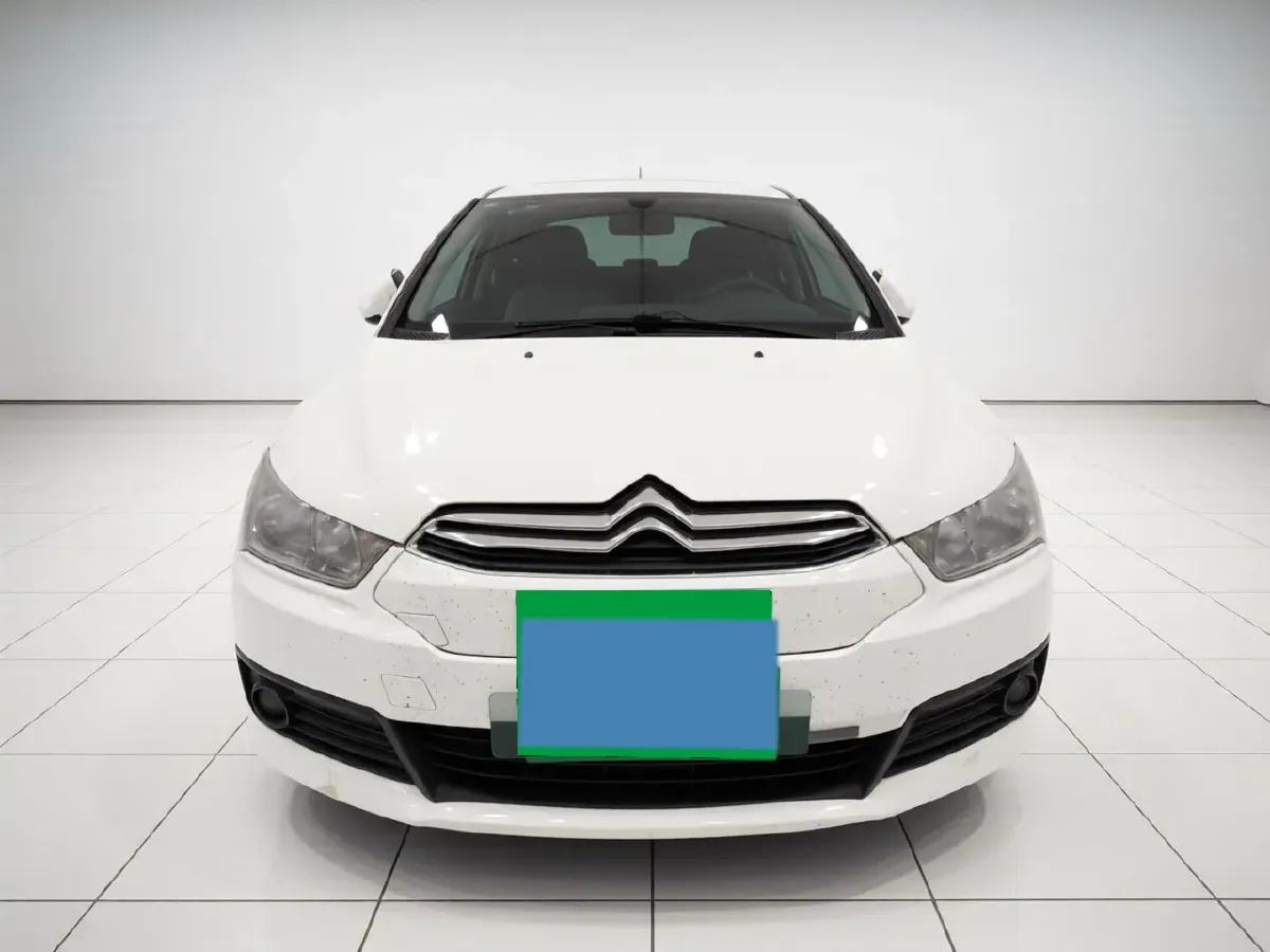 2014 Suzuki S-cross 1.6L 122HP L4 CVT,autocango,china used car exporter,china ev exporter,chinese used car exporter,chinese used ev exporter