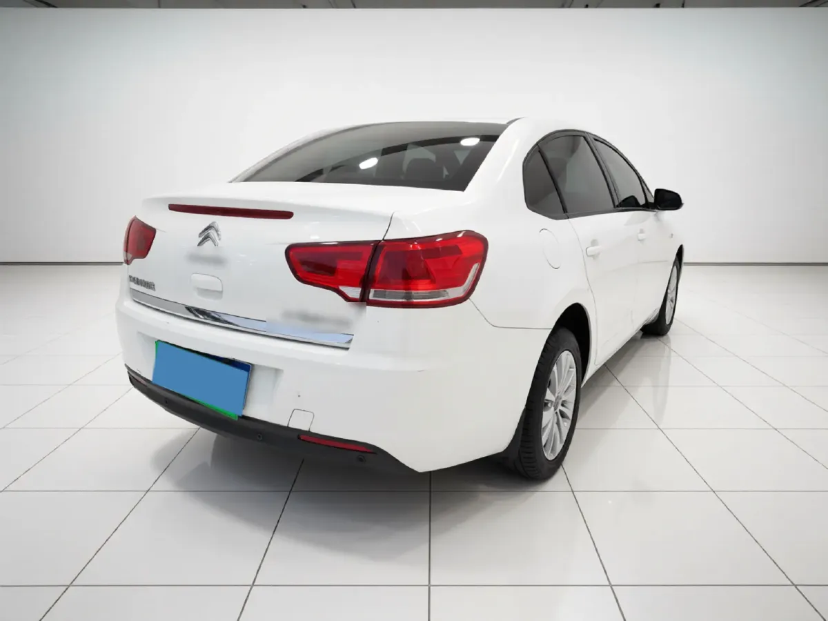 2014 Suzuki S-cross 1.6L 122HP L4 CVT,autocango,china used car exporter,china ev exporter,chinese used car exporter,chinese used ev exporter