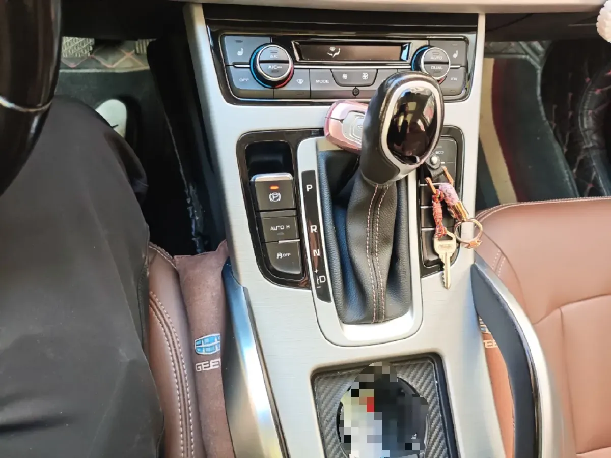 2016 Geely Azkarra 1.8T 184HP L4 6AT,autocango,china used car exporter,china ev exporter,chinese used car exporter,chinese used ev exporter