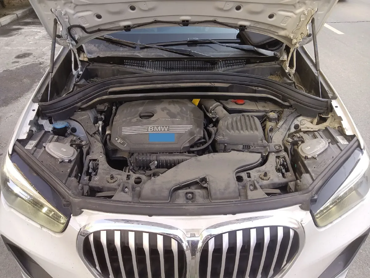 2022 BMW X1 1.5T 140HP L3 7DCT,autocango,china used car exporter,china ev exporter,chinese used car exporter,chinese used ev exporter