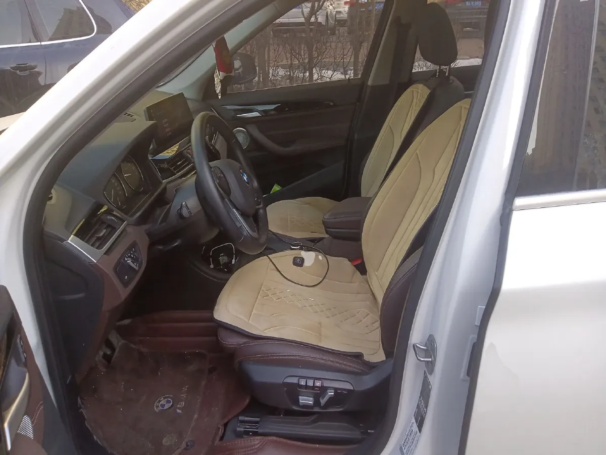 2022 BMW X1 1.5T 140HP L3 7DCT,autocango,china used car exporter,china ev exporter,chinese used car exporter,chinese used ev exporter