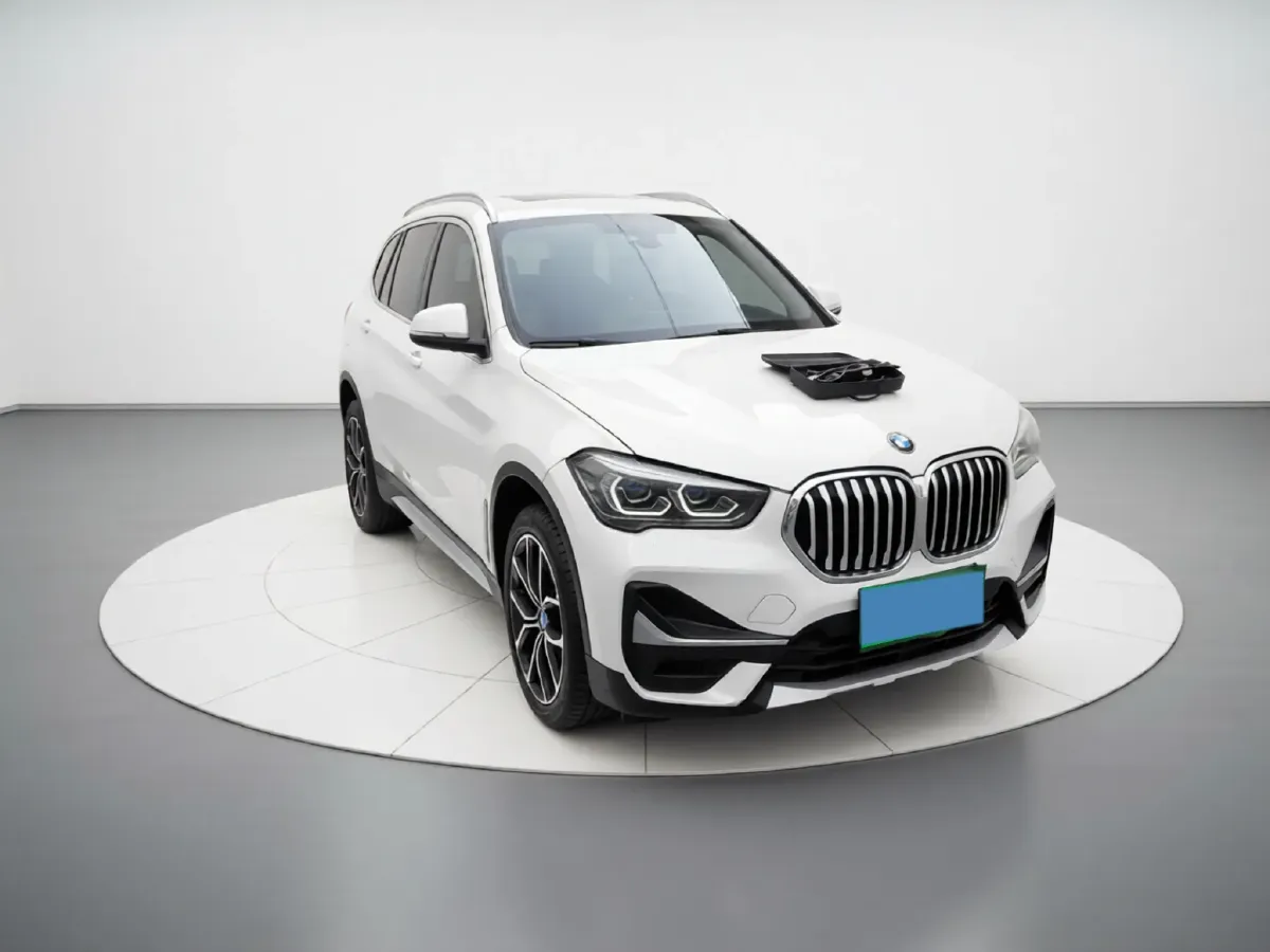 2022 BMW X1 1.5T 140HP L3 7DCT,autocango,china used car exporter,china ev exporter,chinese used car exporter,chinese used ev exporter