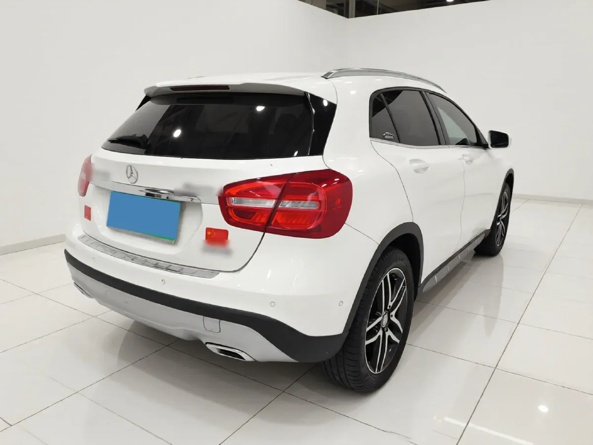 2016 Mercedes-Benz GLA Class 2.0T 184HP L4 7DCT,autocango,china used car exporter,china ev exporter,chinese used car exporter,chinese used ev exporter
