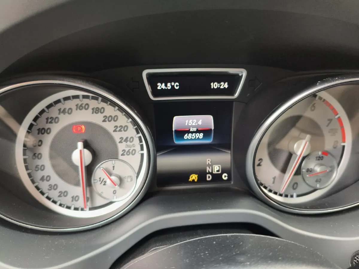 2016 Mercedes-Benz GLA Class 2.0T 184HP L4 7DCT,autocango,china used car exporter,china ev exporter,chinese used car exporter,chinese used ev exporter