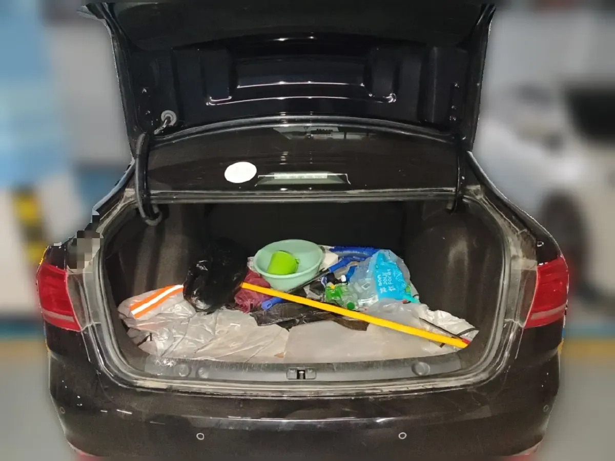 2017 Volkswagen Lavida 1.6L 110HP L4 6AT,autocango,china used car exporter,china ev exporter,chinese used car exporter,chinese used ev exporter