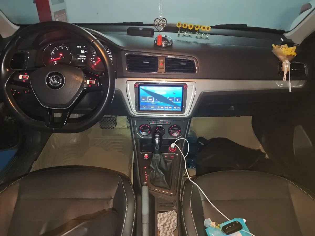 2017 Volkswagen Lavida 1.6L 110HP L4 6AT,autocango,china used car exporter,china ev exporter,chinese used car exporter,chinese used ev exporter