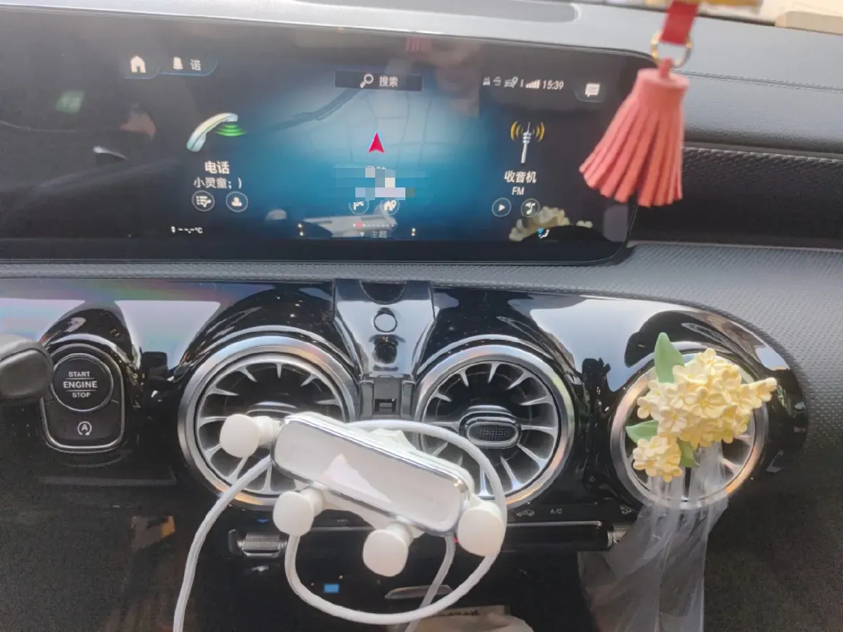 2022 Mercedes-Benz A Class 1.3T 163HP L4 7DCT,autocango,china used car exporter,china ev exporter,chinese used car exporter,chinese used ev exporter