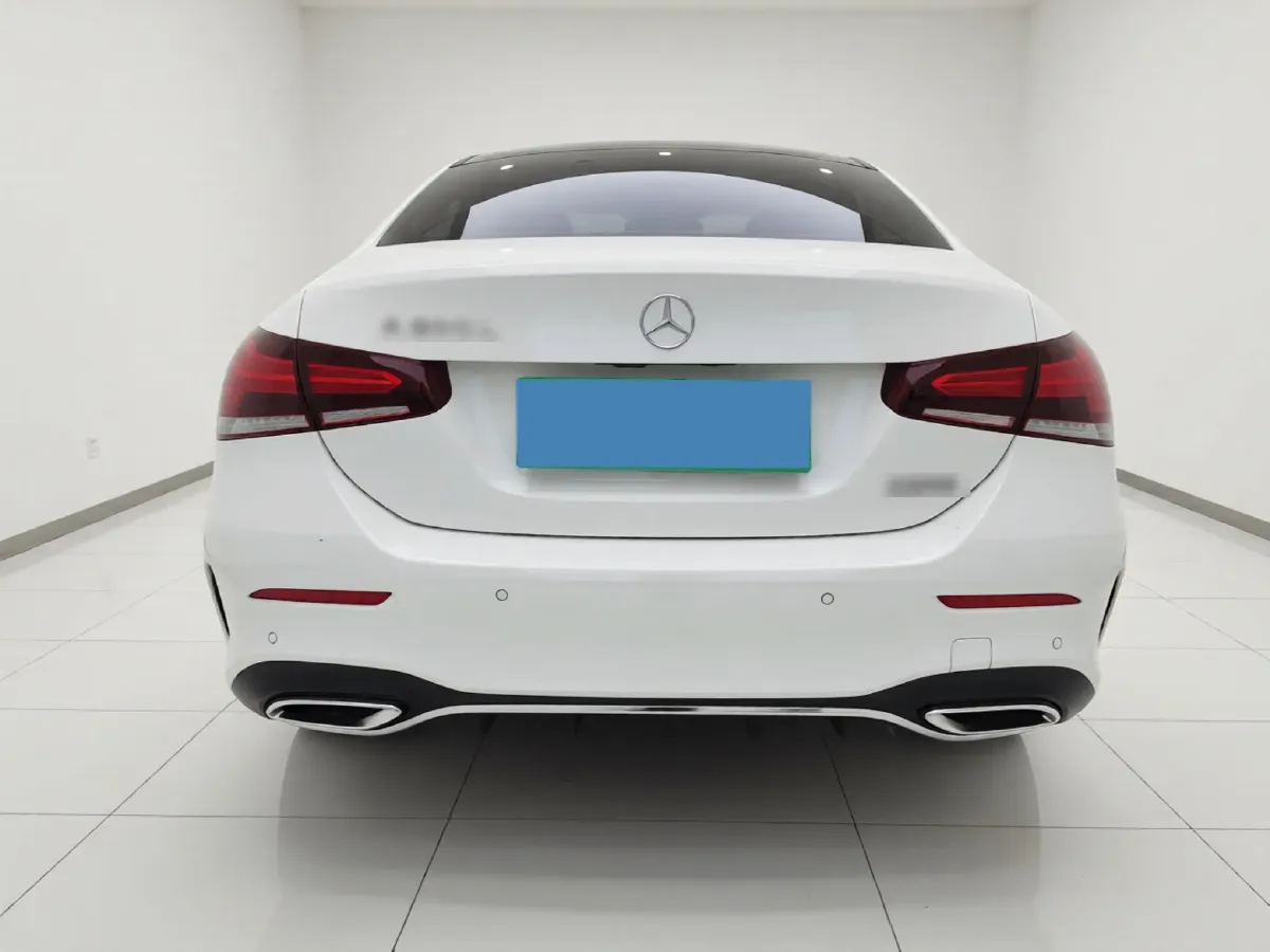 2022 Mercedes-Benz A Class 1.3T 163HP L4 7DCT,autocango,china used car exporter,china ev exporter,chinese used car exporter,chinese used ev exporter