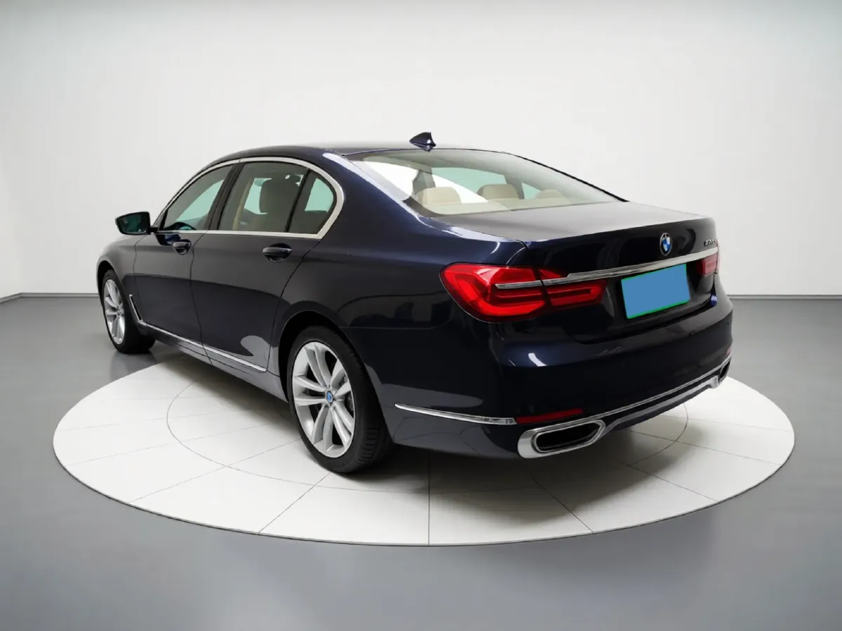 2018 BMW 7 Series 2.0T 258HP L4 8AT,autocango,china used car exporter,china ev exporter,chinese used car exporter,chinese used ev exporter