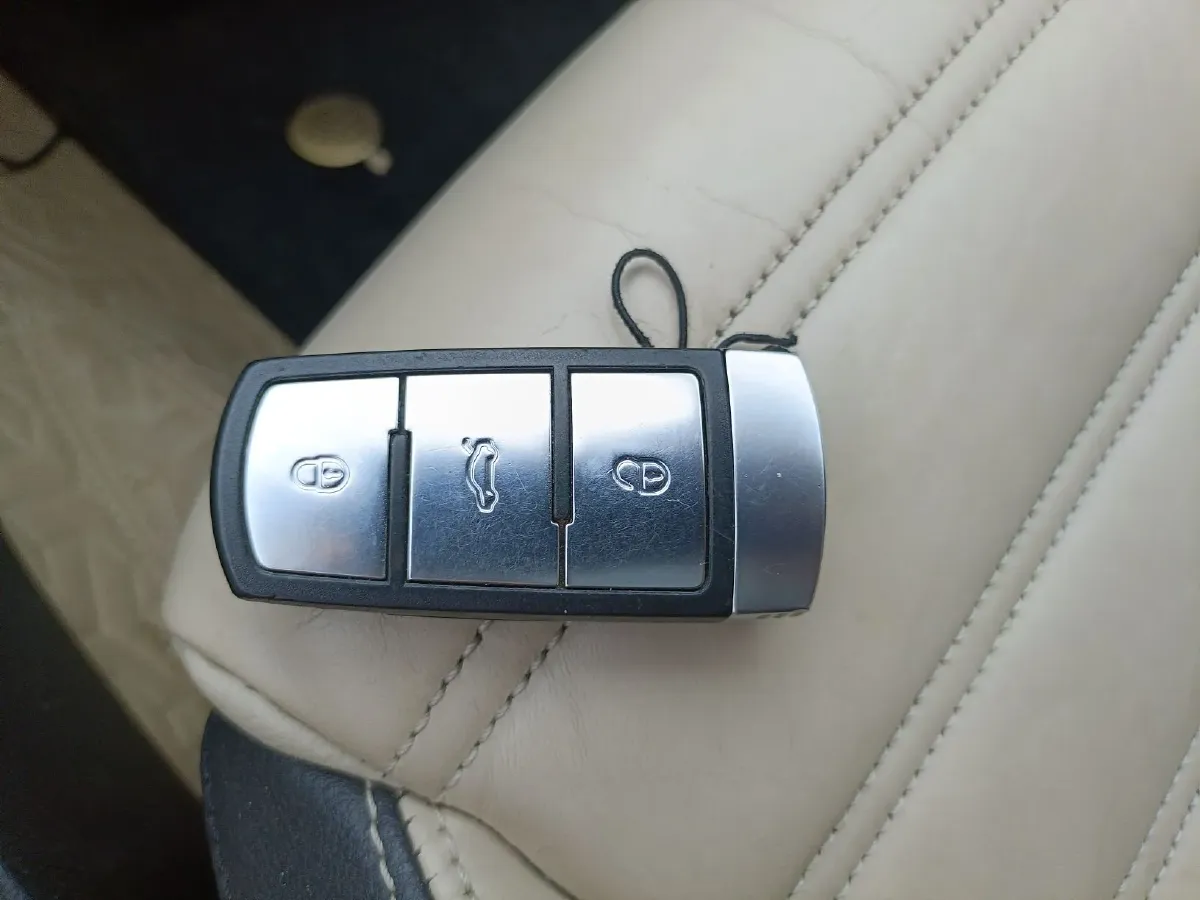 2009 Volkswagen CC 3.6L 300HP V6 6DCT,autocango,china used car exporter,china ev exporter,chinese used car exporter,chinese used ev exporter