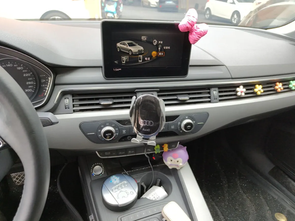 2019 Audi A4L 2.0T 190HP L4 7DCT,autocango,china used car exporter,china ev exporter,chinese used car exporter,chinese used ev exporter