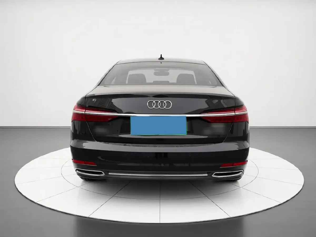 2021 Audi A6L 2.0T 224HP L4 7DCT,autocango,china used car exporter,china ev exporter,chinese used car exporter,chinese used ev exporter