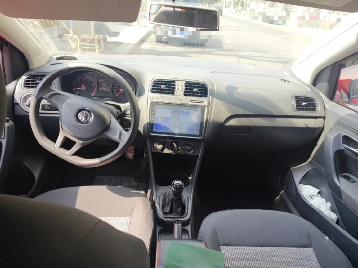 2016 Volkswagen Polo 1.4L 90HP L4 5MT,autocango,china used car exporter,china ev exporter,chinese used car exporter,chinese used ev exporter