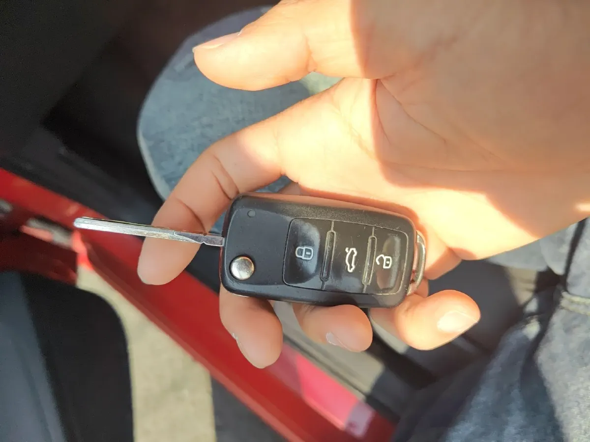 2016 Volkswagen Polo 1.4L 90HP L4 5MT,autocango,china used car exporter,china ev exporter,chinese used car exporter,chinese used ev exporter