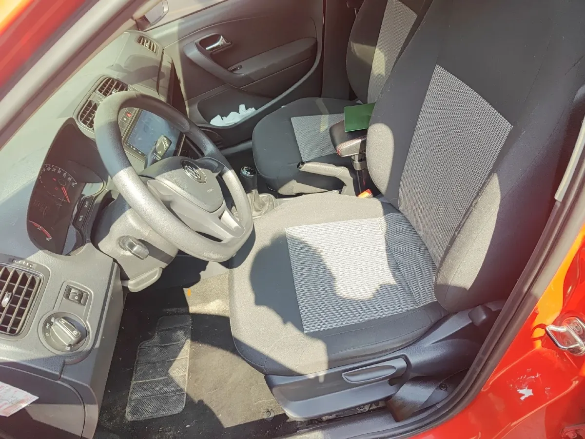 2016 Volkswagen Polo 1.4L 90HP L4 5MT,autocango,china used car exporter,china ev exporter,chinese used car exporter,chinese used ev exporter