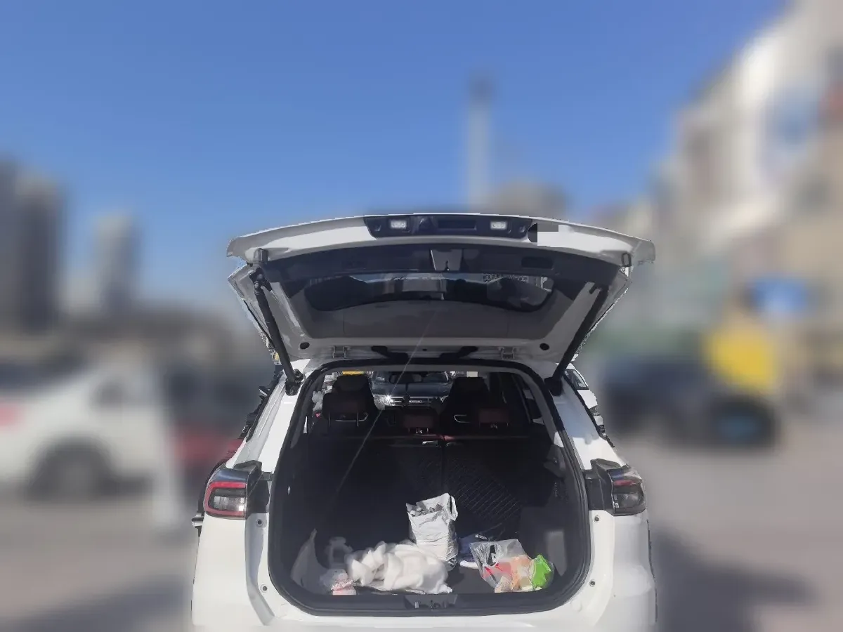 2023 Geely Preface 2.0T 190HP L4 7DCT,autocango,china used car exporter,china ev exporter,chinese used car exporter,chinese used ev exporter