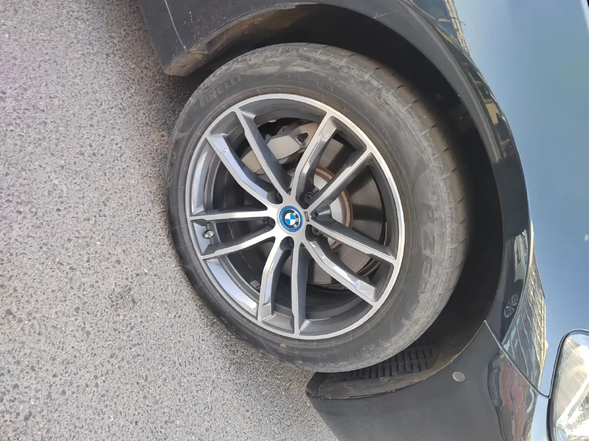 2022 BMW 5 Series 2.0T 184HP L4 8AT PHEV 17.7KWH,autocango,china used car exporter,china ev exporter,chinese used car exporter,chinese used ev exporter