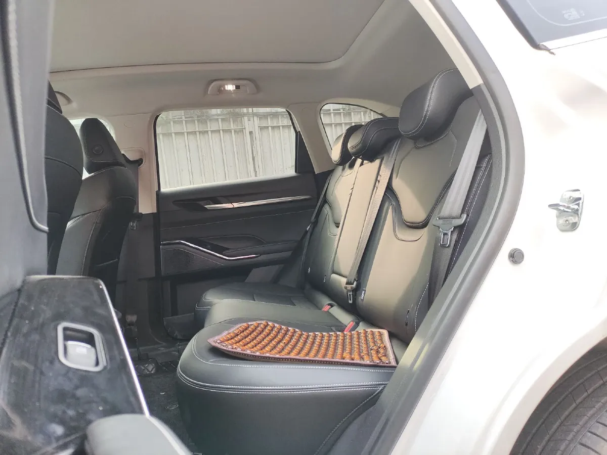 2024 Haval H6 1.5T 184HP L4 7DCT,autocango,china used car exporter,china ev exporter,chinese used car exporter,chinese used ev exporter