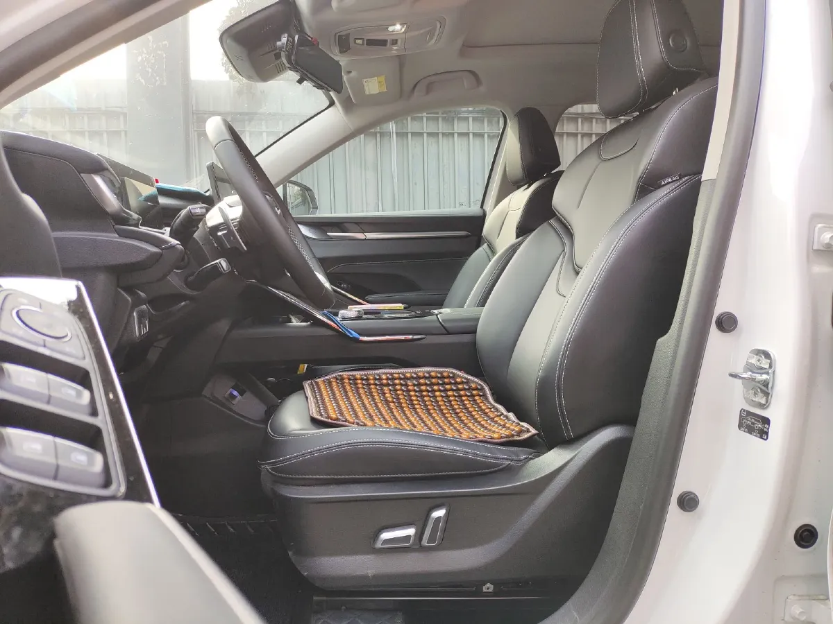 2024 Haval H6 1.5T 184HP L4 7DCT,autocango,china used car exporter,china ev exporter,chinese used car exporter,chinese used ev exporter