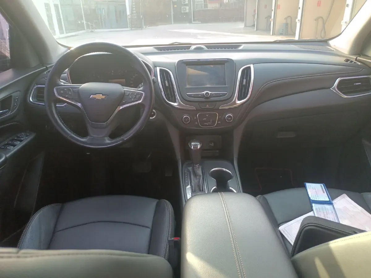 2019 Chevrolet Equinox 1.5T 169HP L4 6AT,autocango,china used car exporter,china ev exporter,chinese used car exporter,chinese used ev exporter