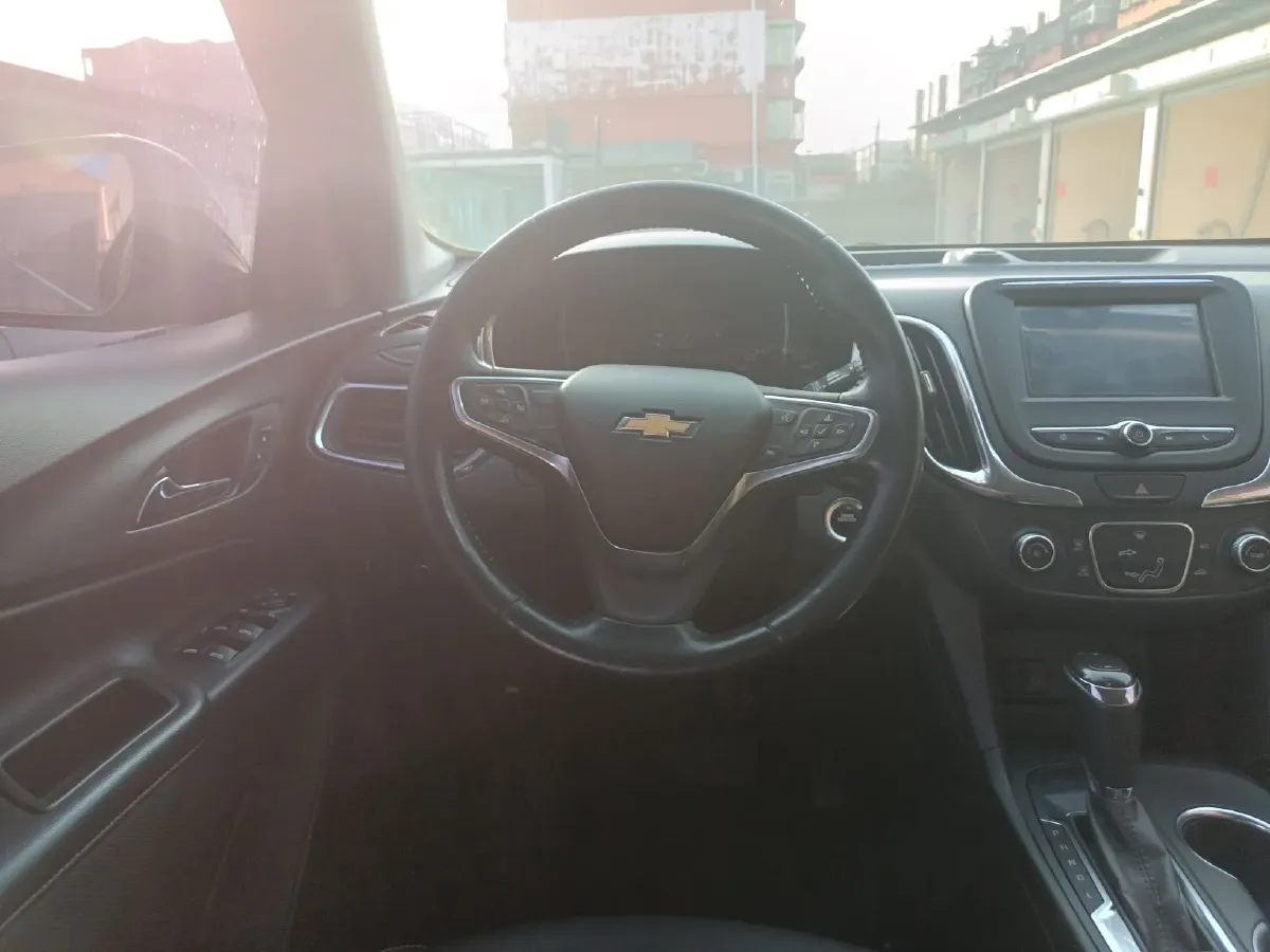 2019 Chevrolet Equinox 1.5T 169HP L4 6AT,autocango,china used car exporter,china ev exporter,chinese used car exporter,chinese used ev exporter