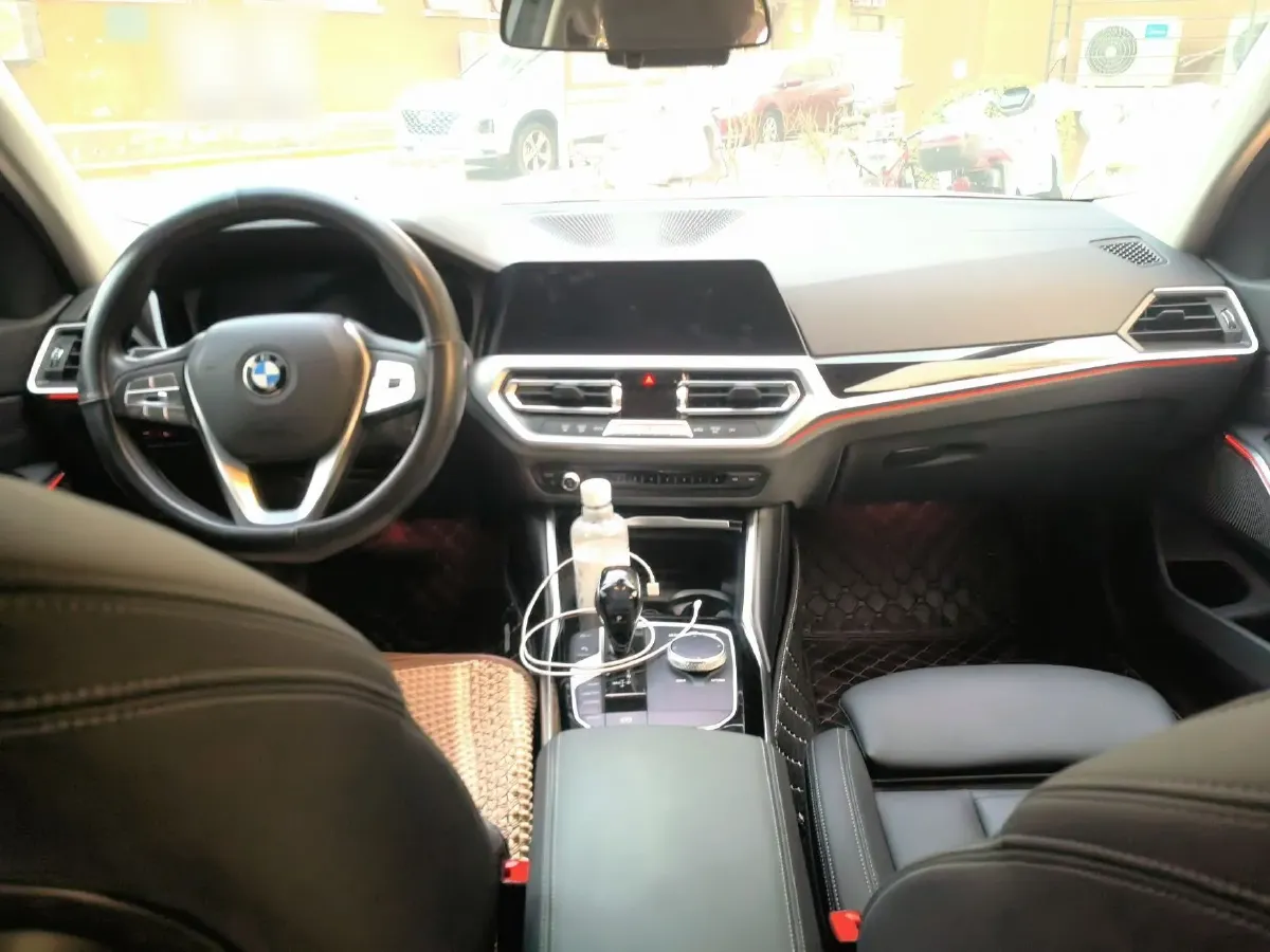2020 BMW 3 Series 2.0T 184HP L4 8AT,autocango,china used car exporter,china ev exporter,chinese used car exporter,chinese used ev exporter