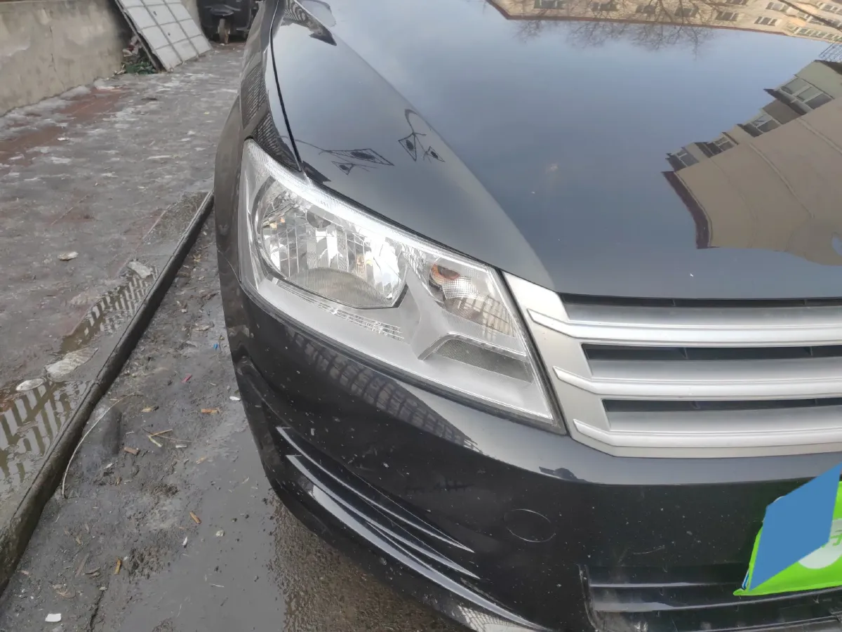 2015 Volkswagen Santana 1.4L 90HP L4 5MT,autocango,china used car exporter,china ev exporter,chinese used car exporter,chinese used ev exporter