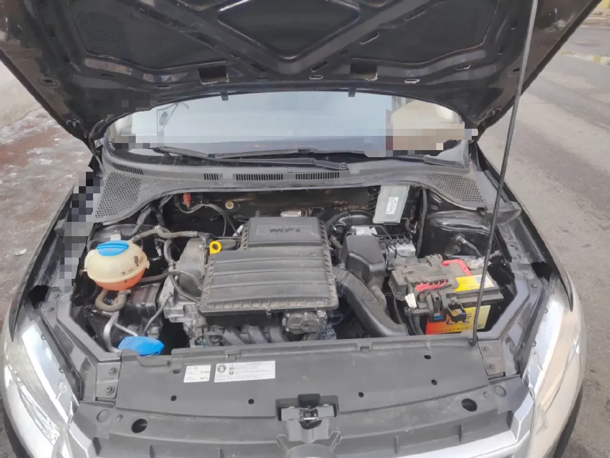 2015 Volkswagen Santana 1.4L 90HP L4 5MT,autocango,china used car exporter,china ev exporter,chinese used car exporter,chinese used ev exporter