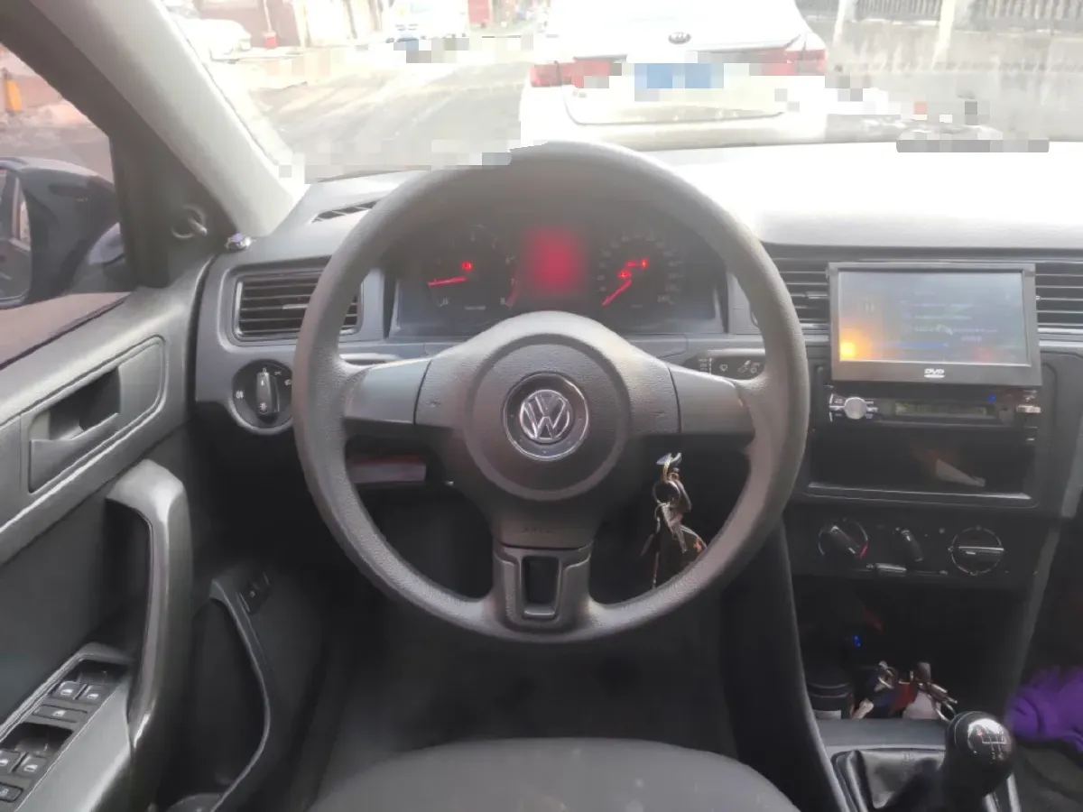 2015 Volkswagen Santana 1.4L 90HP L4 5MT,autocango,china used car exporter,china ev exporter,chinese used car exporter,chinese used ev exporter