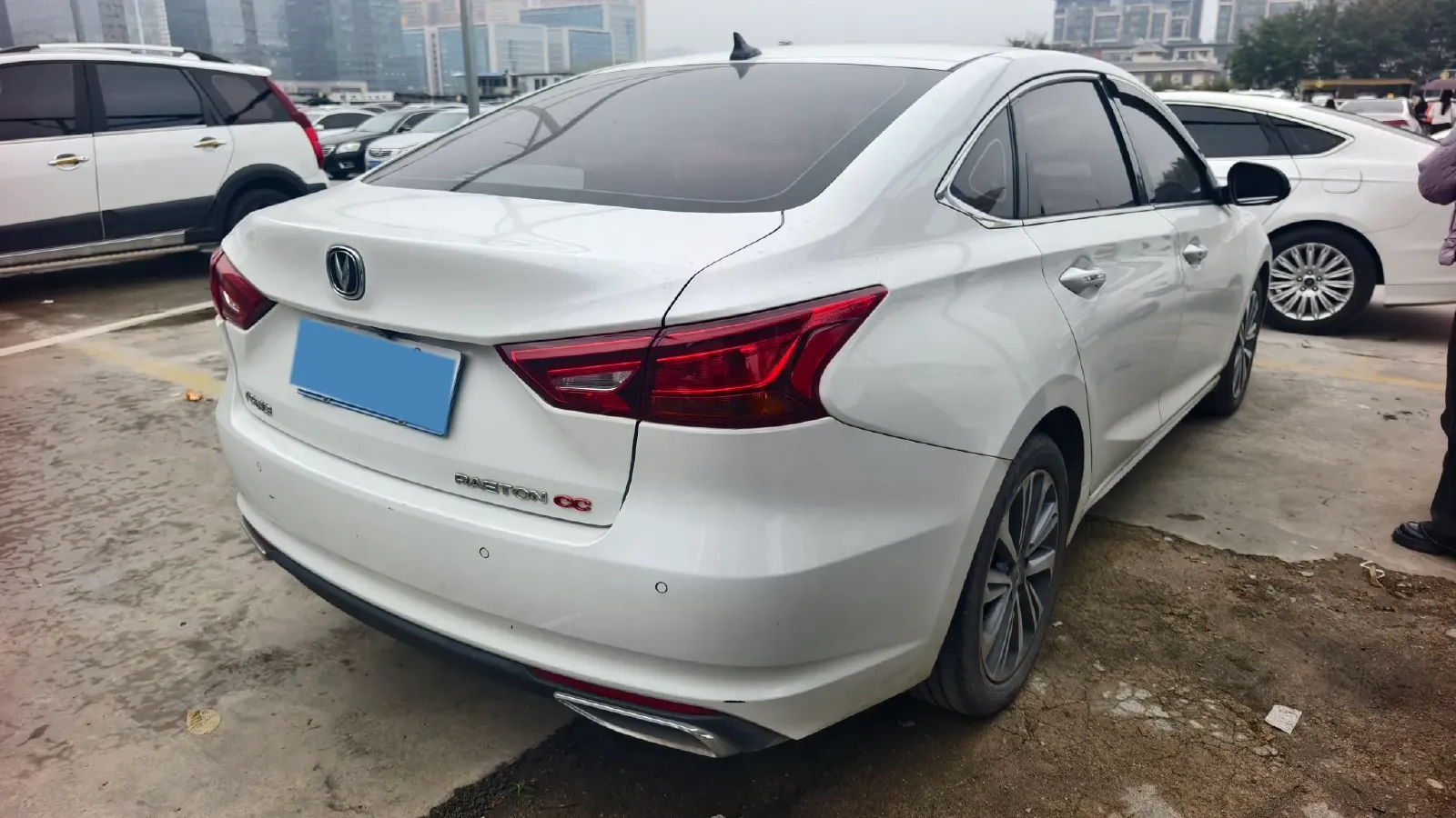 2020 Jetour X95 1.5T 156HP L4 6DCT,autocango,china used car exporter,china ev exporter,chinese used car exporter,chinese used ev exporter