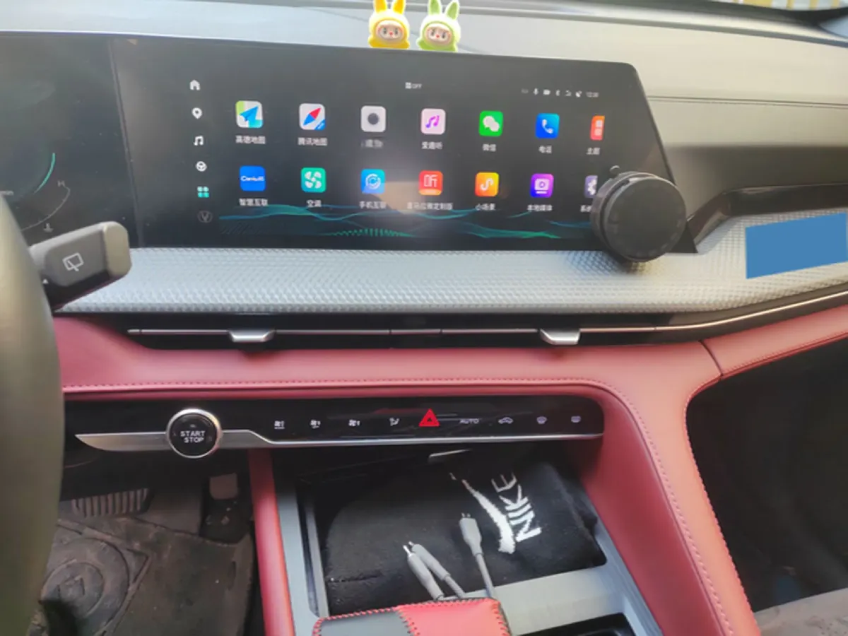 2022 ChangAn CS75 Plus 2.0T 233HP L4 8AT,autocango,china used car exporter,china ev exporter,chinese used car exporter,chinese used ev exporter