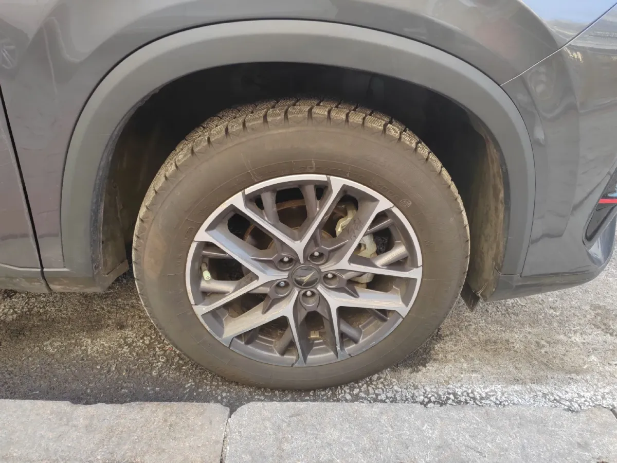 2022 ChangAn CS75 Plus 2.0T 233HP L4 8AT,autocango,china used car exporter,china ev exporter,chinese used car exporter,chinese used ev exporter