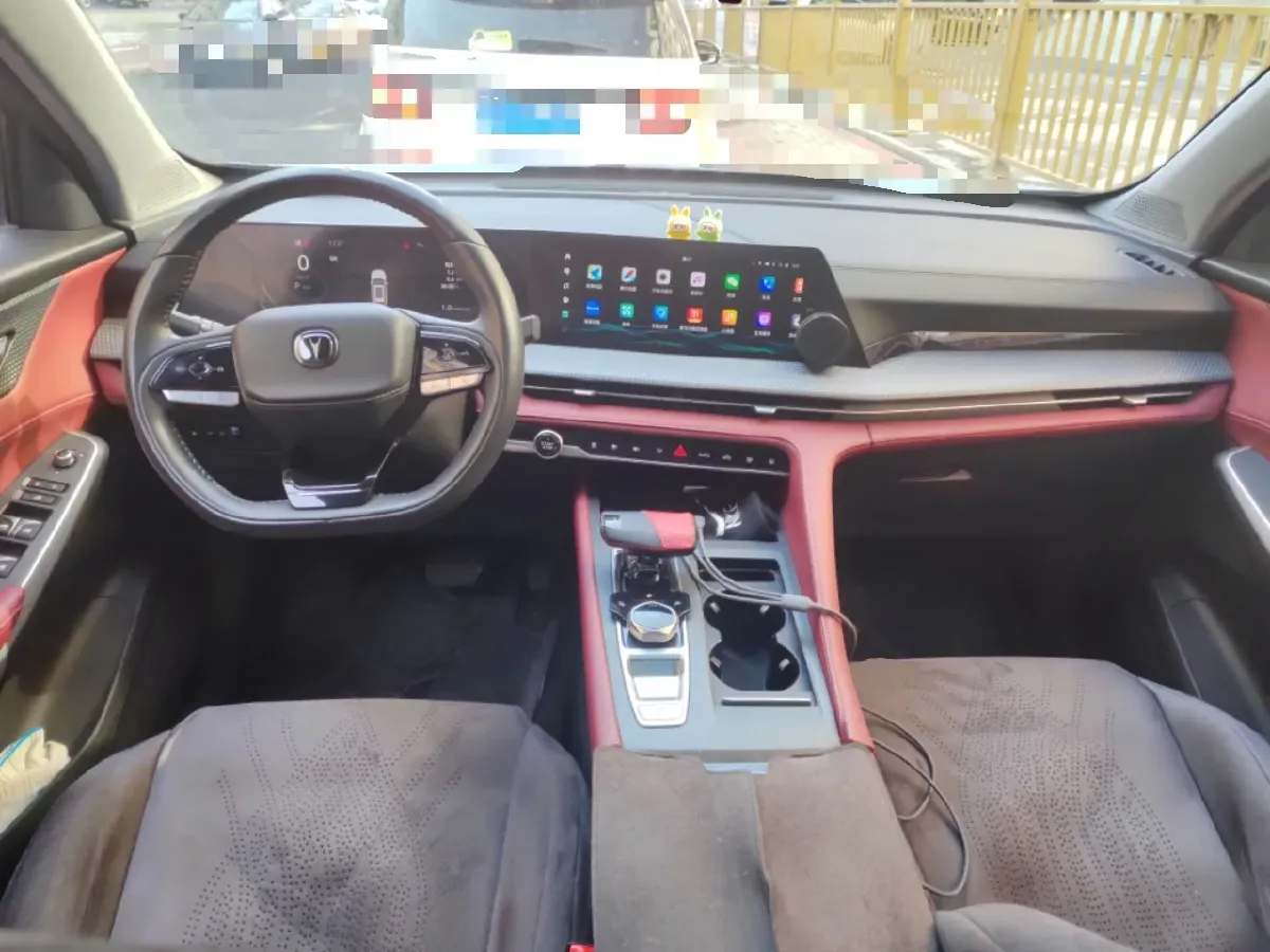 2022 ChangAn CS75 Plus 2.0T 233HP L4 8AT,autocango,china used car exporter,china ev exporter,chinese used car exporter,chinese used ev exporter