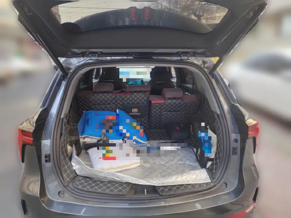 2022 ChangAn CS75 Plus 2.0T 233HP L4 8AT,autocango,china used car exporter,china ev exporter,chinese used car exporter,chinese used ev exporter