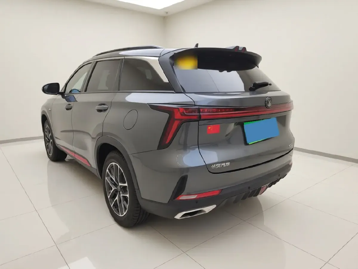 2022 ChangAn CS75 Plus 2.0T 233HP L4 8AT,autocango,china used car exporter,china ev exporter,chinese used car exporter,chinese used ev exporter