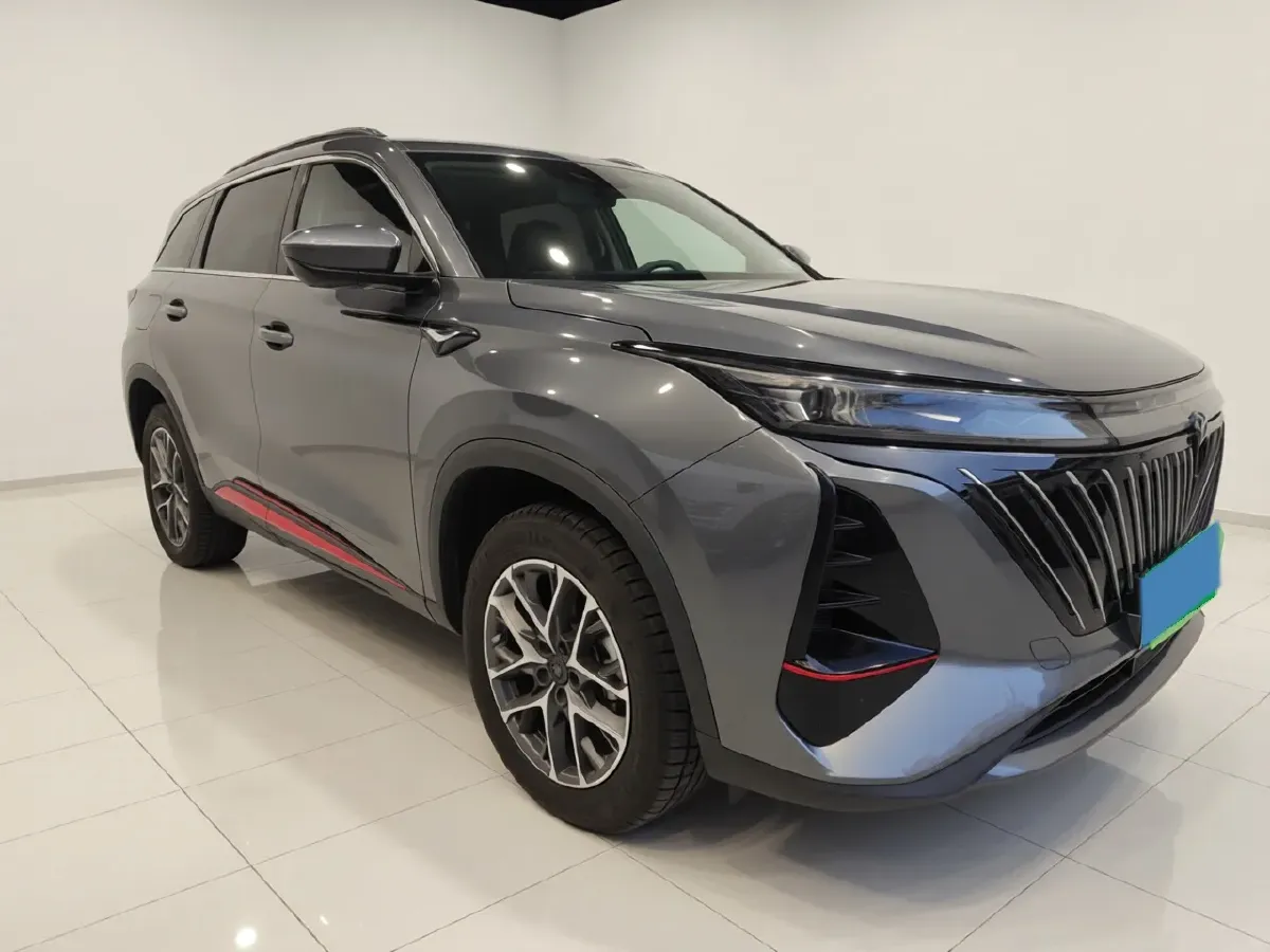 2022 ChangAn CS75 Plus 2.0T 233HP L4 8AT,autocango,china used car exporter,china ev exporter,chinese used car exporter,chinese used ev exporter