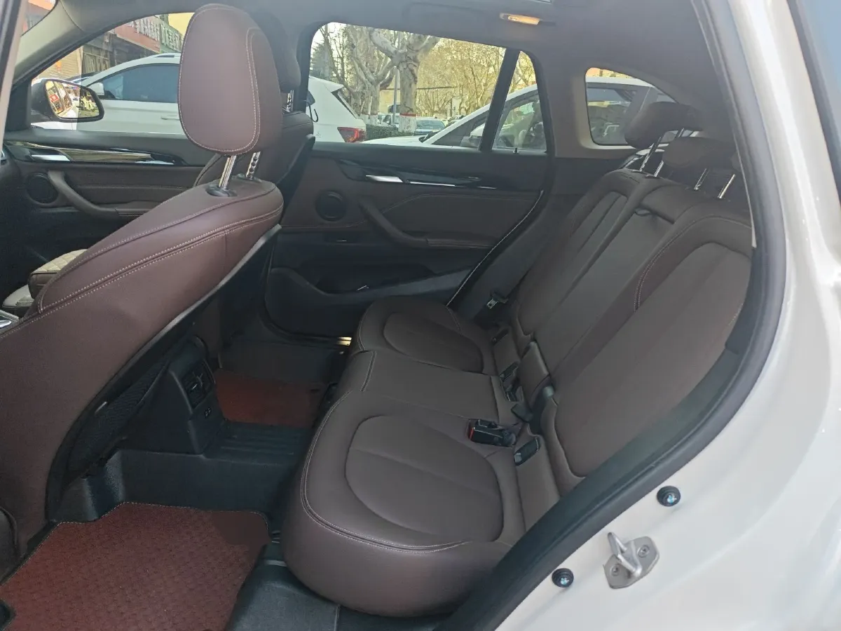 2020 BMW X1 2.0T 192HP L4 8AT,autocango,china used car exporter,china ev exporter,chinese used car exporter,chinese used ev exporter