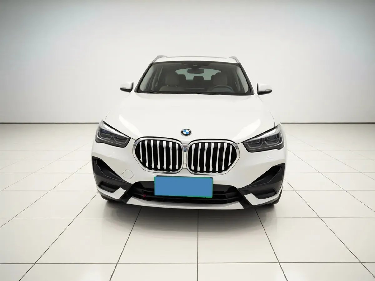 2020 BMW X1 2.0T 192HP L4 8AT,autocango,china used car exporter,china ev exporter,chinese used car exporter,chinese used ev exporter