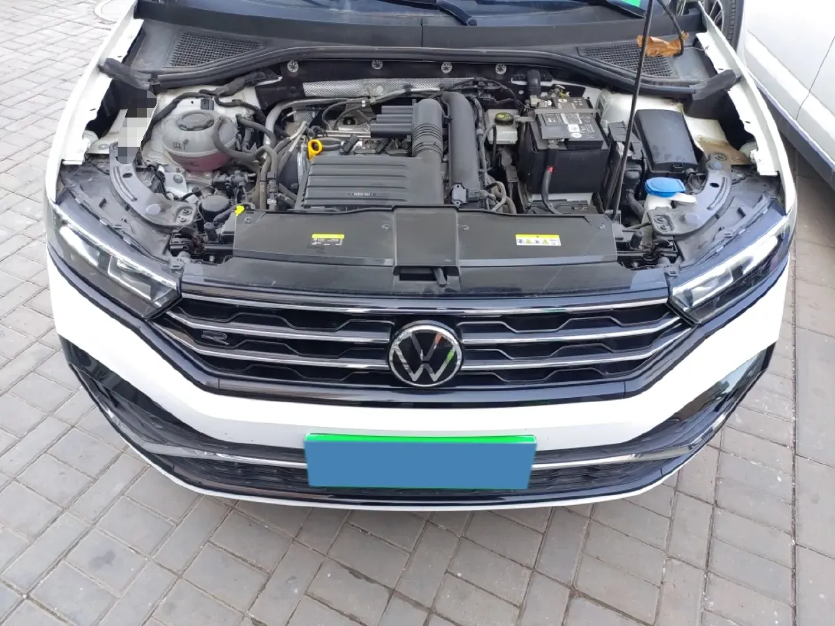 2022 Volkswagen T-Roc 1.4T 150HP L4 7DCT,autocango,china used car exporter,china ev exporter,chinese used car exporter,chinese used ev exporter