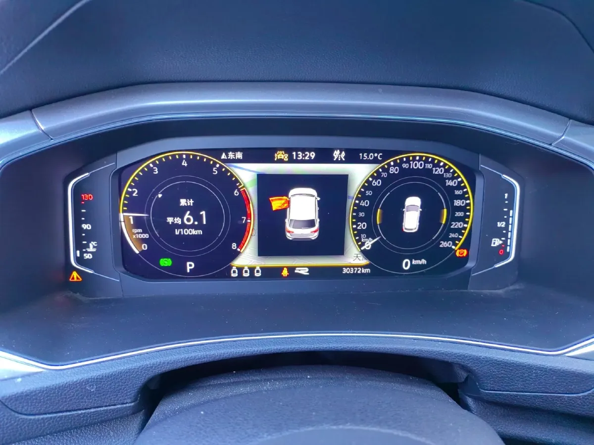 2022 Volkswagen T-Roc 1.4T 150HP L4 7DCT,autocango,china used car exporter,china ev exporter,chinese used car exporter,chinese used ev exporter