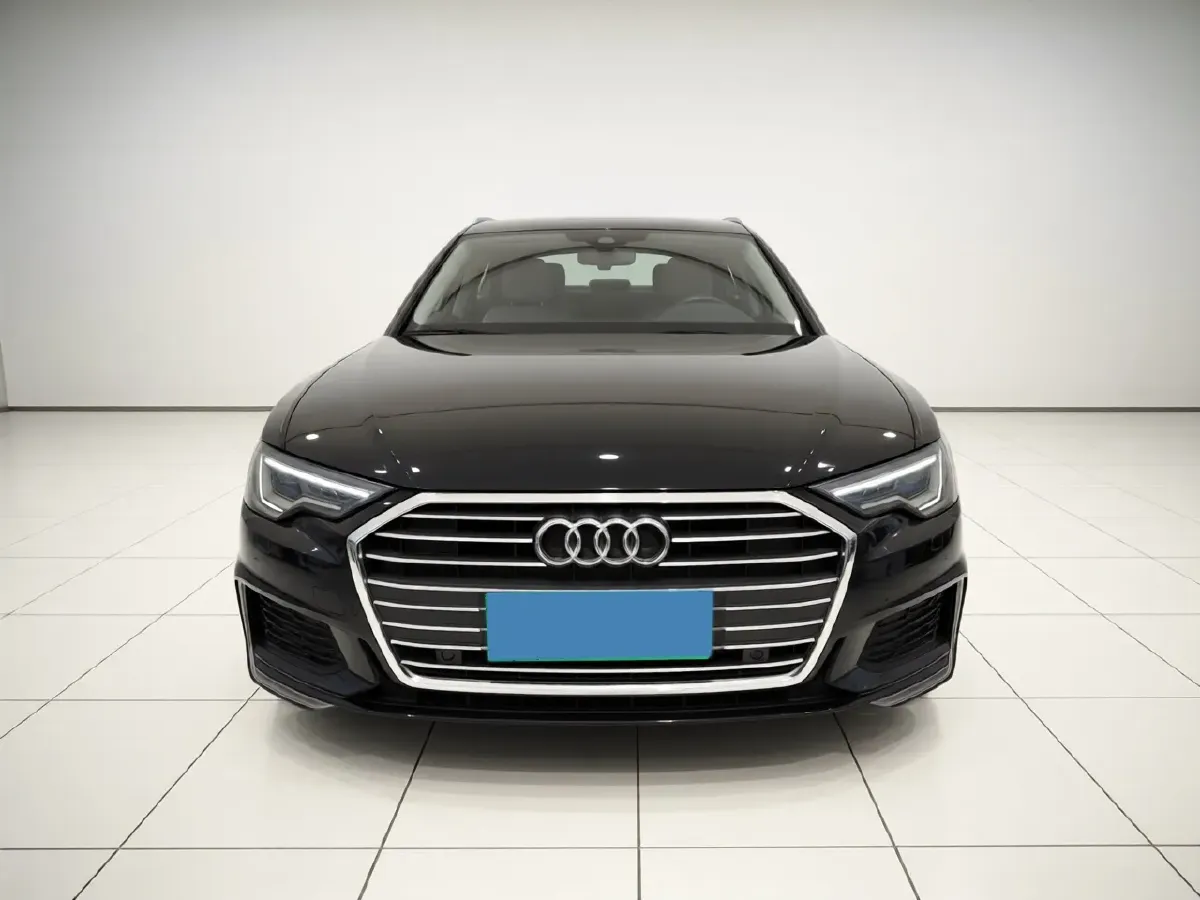 2021 Audi A6L 2.0T 190HP L4 7DCT,autocango,china used car exporter,china ev exporter,chinese used car exporter,chinese used ev exporter