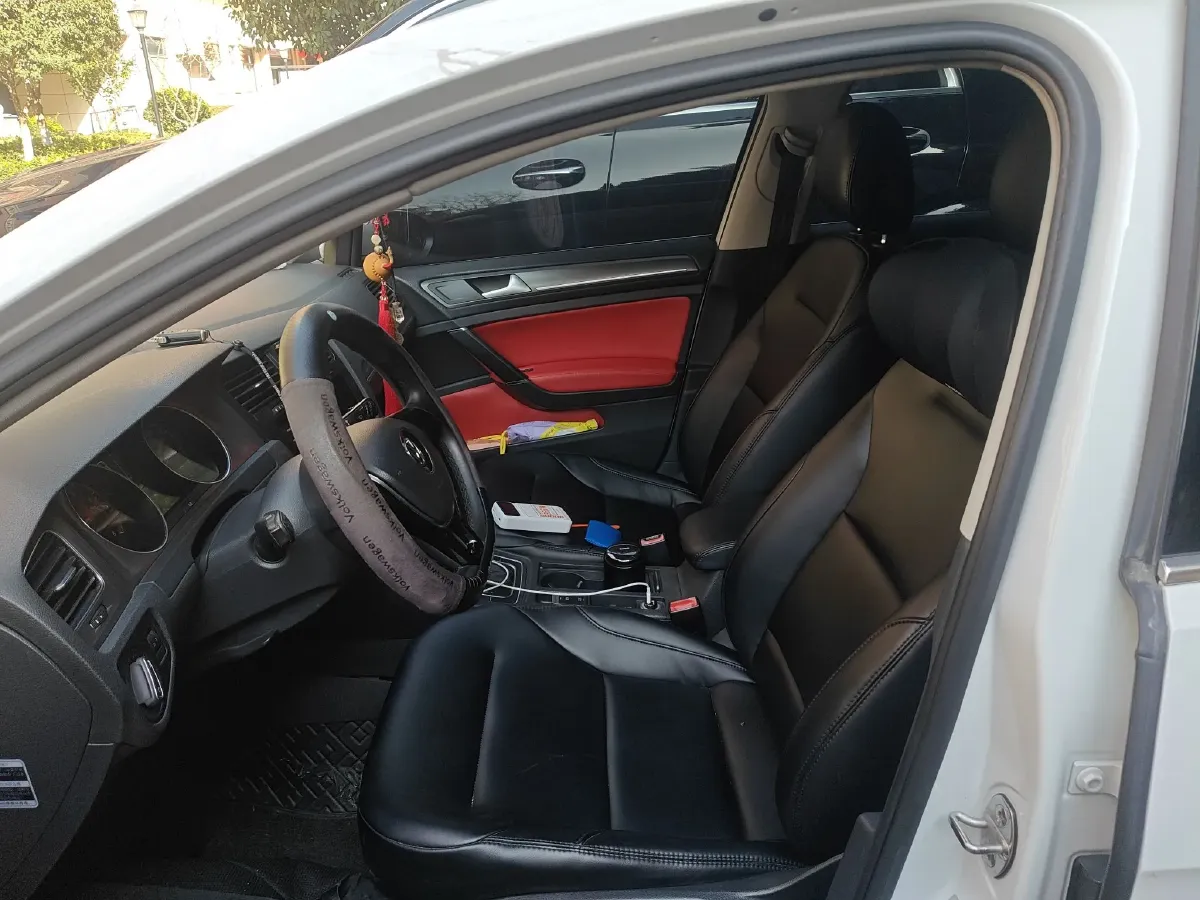 2015 Volkswagen Golf 1.4T 131HP L4 7DCT,autocango,china used car exporter,china ev exporter,chinese used car exporter,chinese used ev exporter