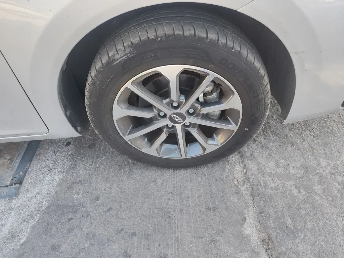 2024 Chery Arrizo 5 1.5L 120HP L4 5MT,autocango,china used car exporter,china ev exporter,chinese used car exporter,chinese used ev exporter