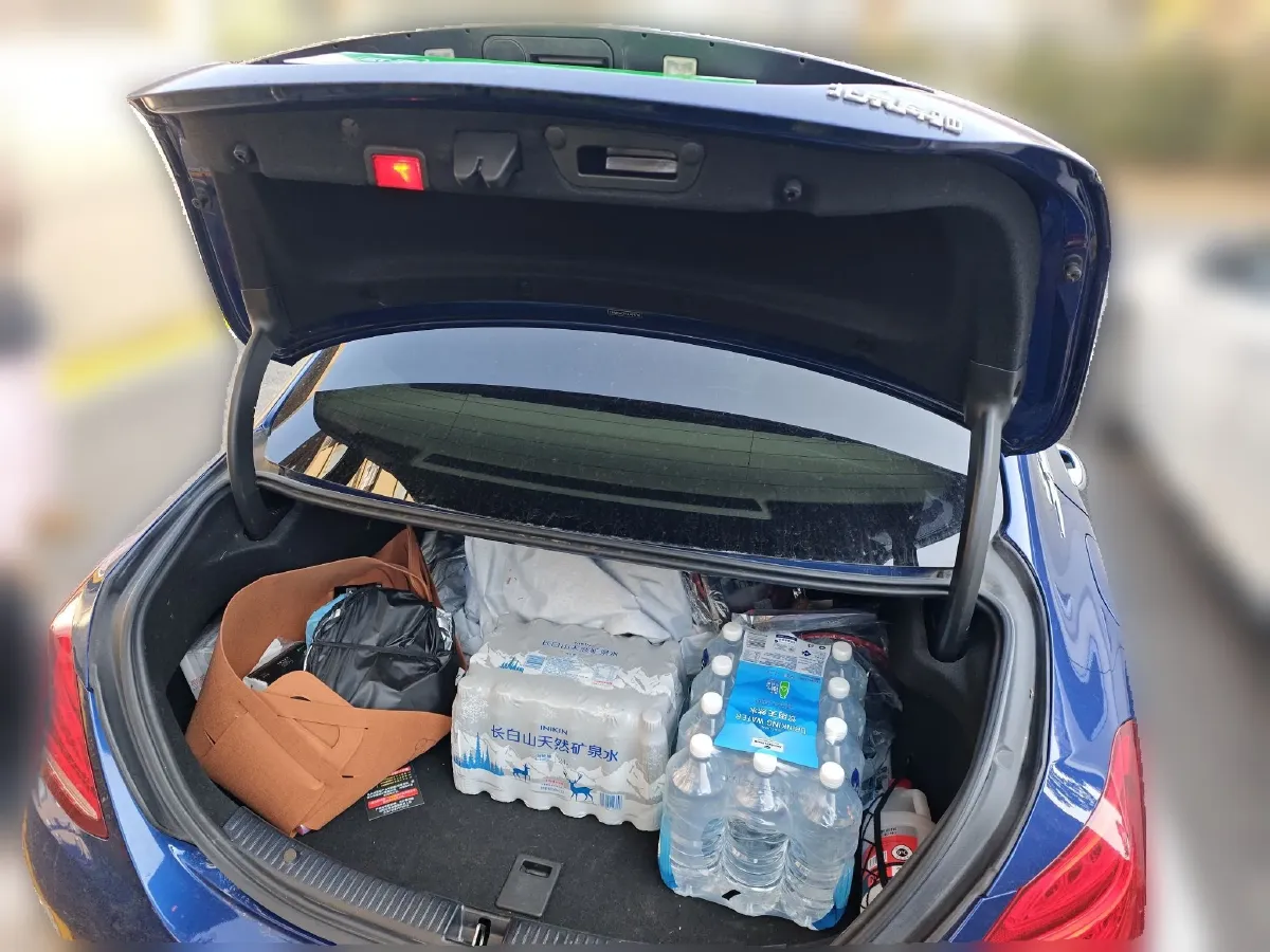 2018 Mercedes-Benz C Class 2.0T 184HP L4 9AT,autocango,china used car exporter,china ev exporter,chinese used car exporter,chinese used ev exporter