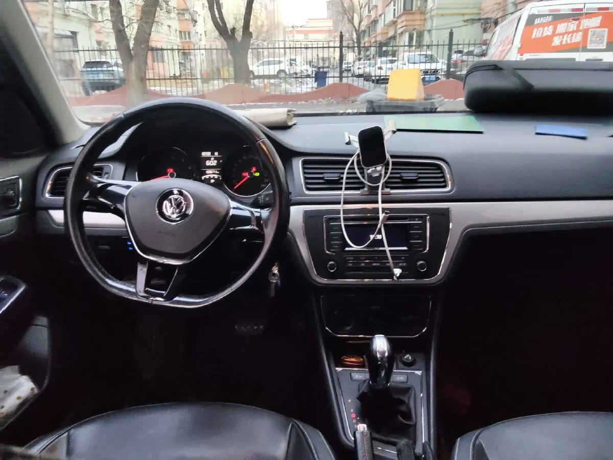 2015 Volkswagen Gran Lavida 1.6L 110HP L4 6AT,autocango,china used car exporter,china ev exporter,chinese used car exporter,chinese used ev exporter